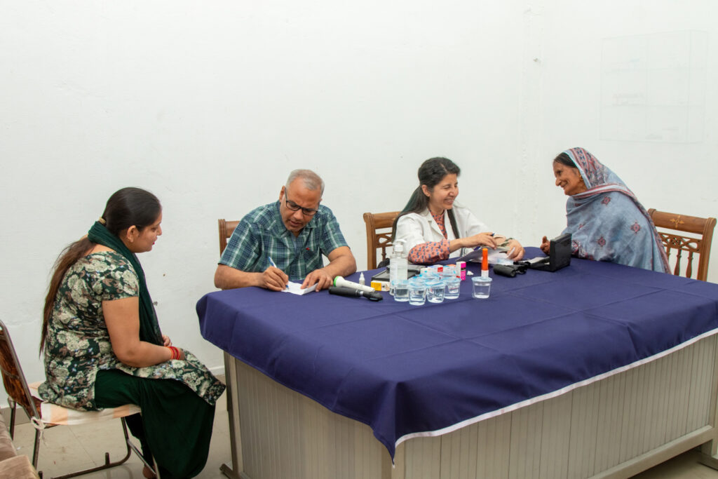 2026-free-medical-camp-bakhshish-international-charitable-society-nussi-jalandhar-09 Doctors screening patients for cataract surgery at Bakhshish International Charitable Society free camp
